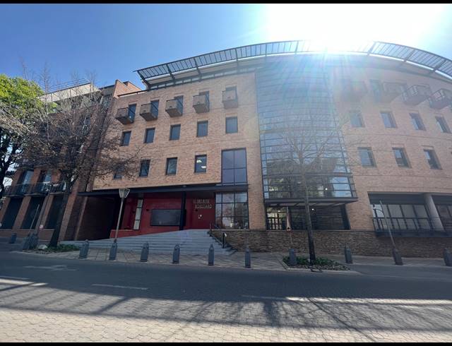 102M² OFFICE TO LET IN MELROSE ARCH